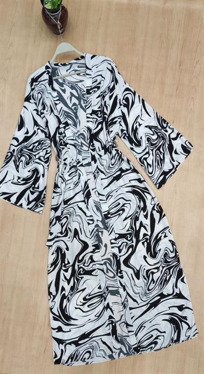 عباية مفتوحة